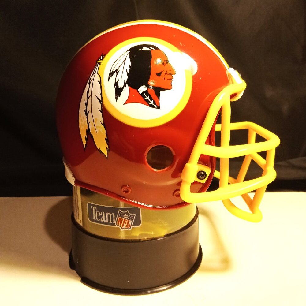 Vintage Washington Redskin Gumball Piggy Bank in excellent condition.